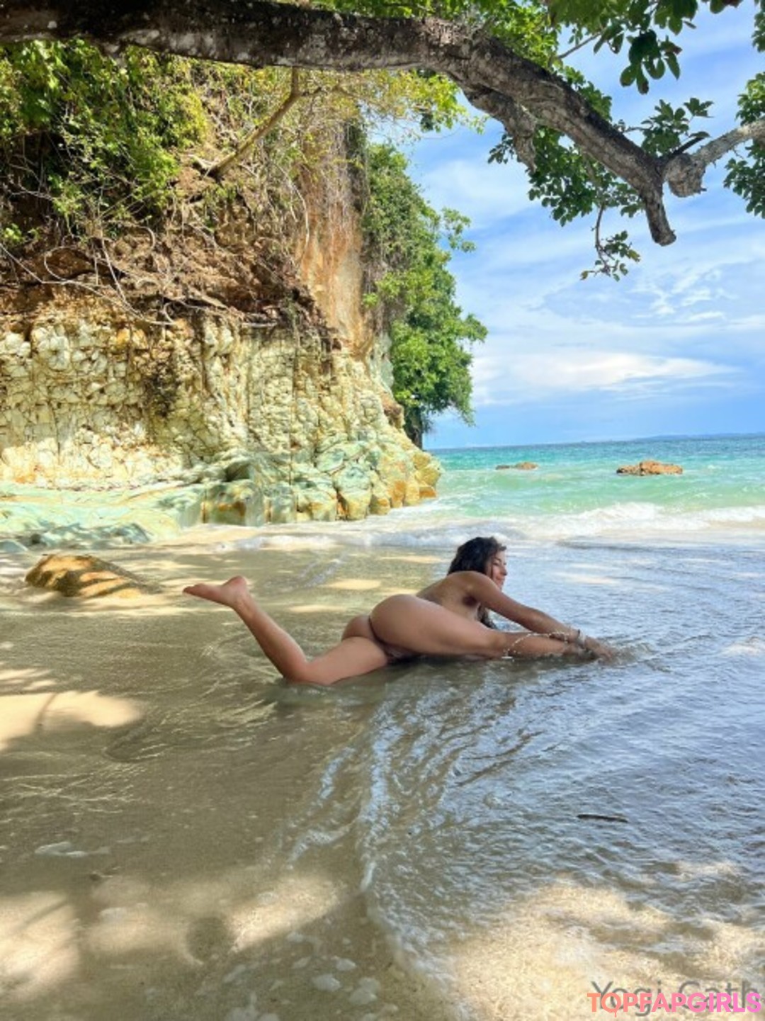 Nahá fotka uniklých OnlyFans od Yogi Cath #24