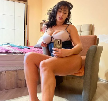 Giulia Daqna