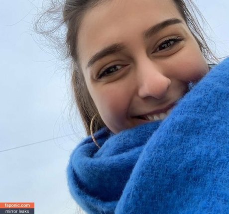 Nahá fotka uniklých OnlyFans od Giulia Daqna