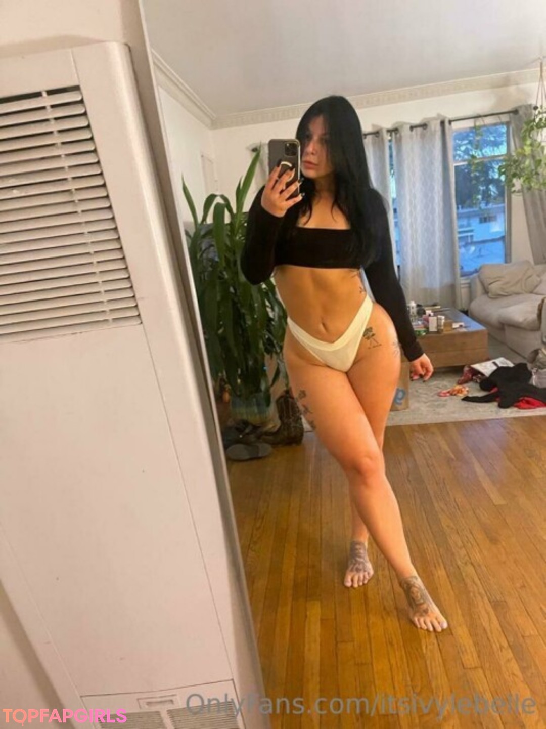 Nahá fotka uniklých OnlyFans od Ivy Lebelle #17