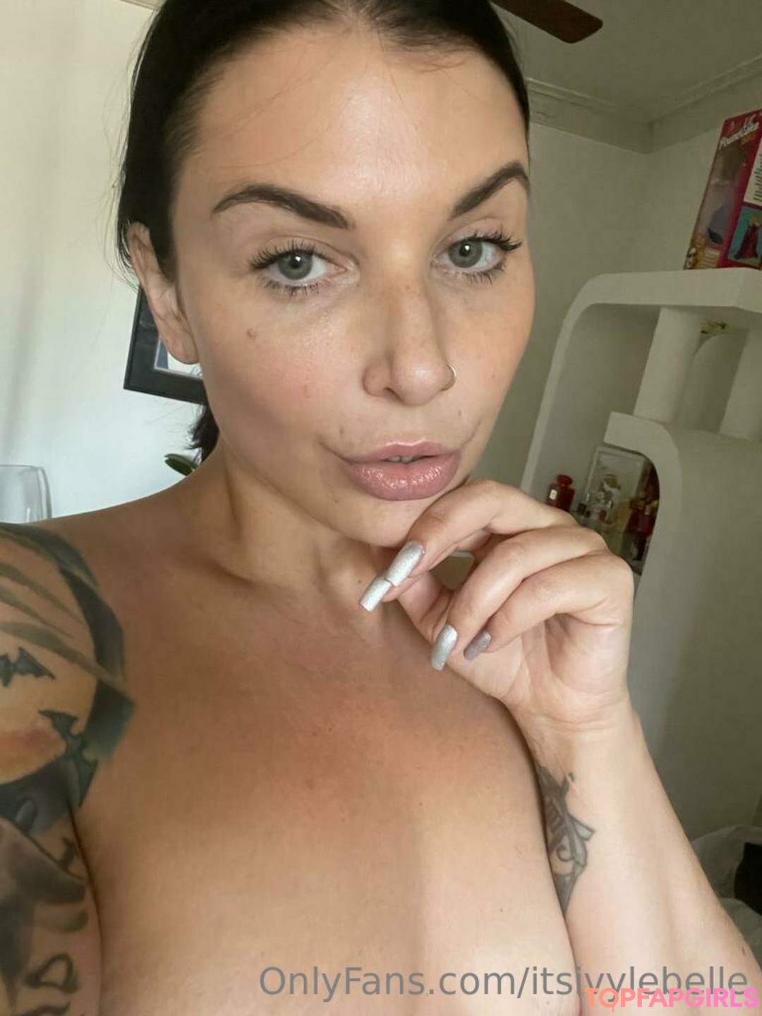 Nahá fotka uniklých OnlyFans od Ivy Lebelle #268