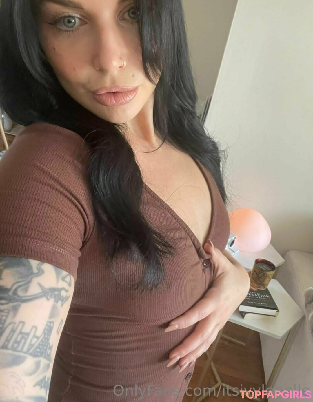 Nahá fotka uniklých OnlyFans od Ivy Lebelle #485