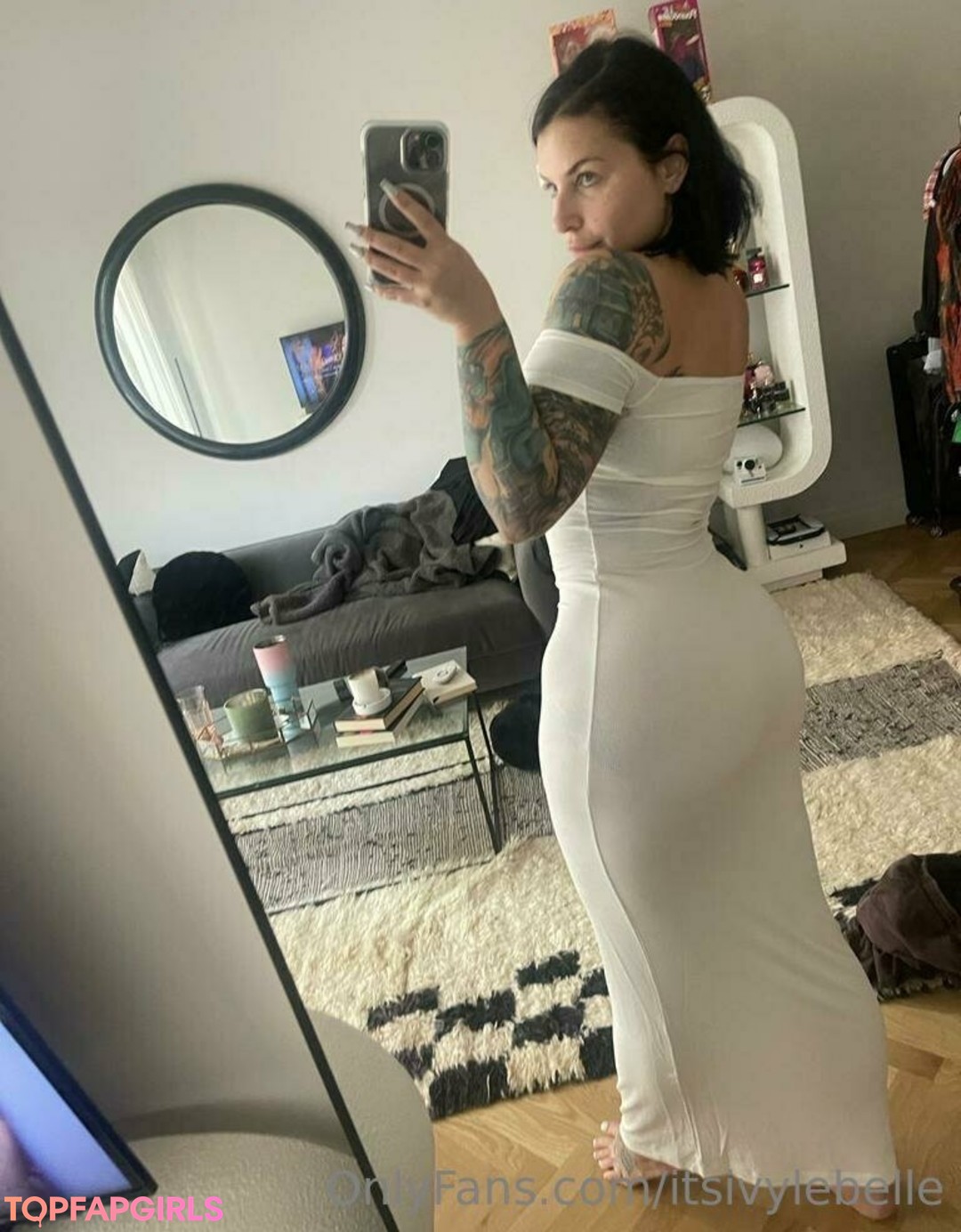 Foto di nudo di fuga di OnlyFans di Ivy Lebelle #683