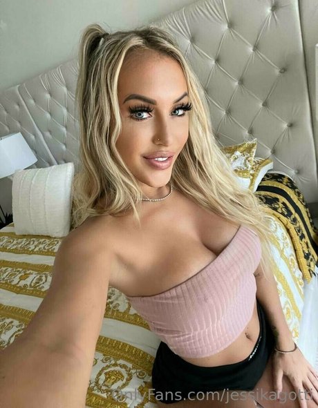 Naken lekkede OnlyFans-bilde av Jessika Gotti