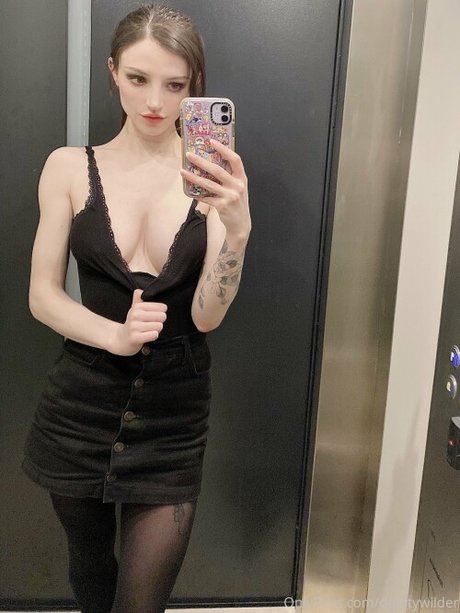 Dainty Wilder