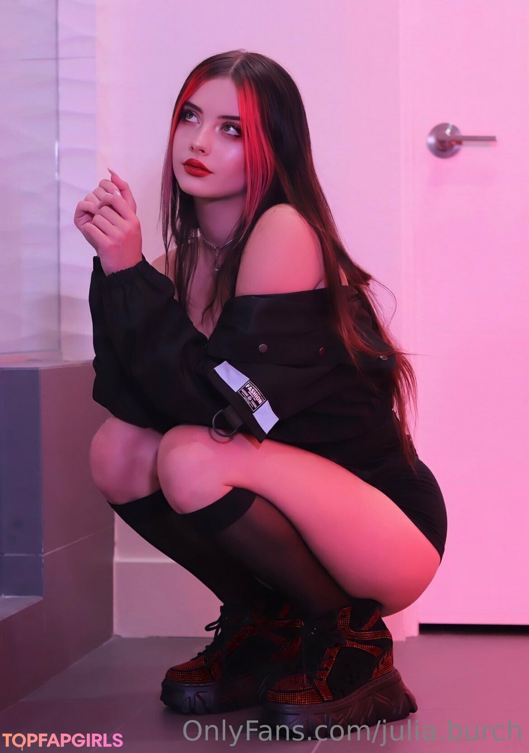 Nahá fotka uniklých OnlyFans od Burch Twins #1328
