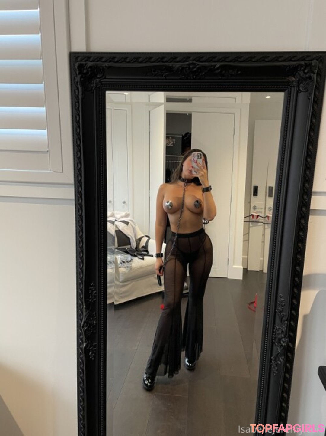 Nahá fotka uniklých OnlyFans od Isabelle Eleanore #18