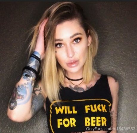 Kleio Valentien