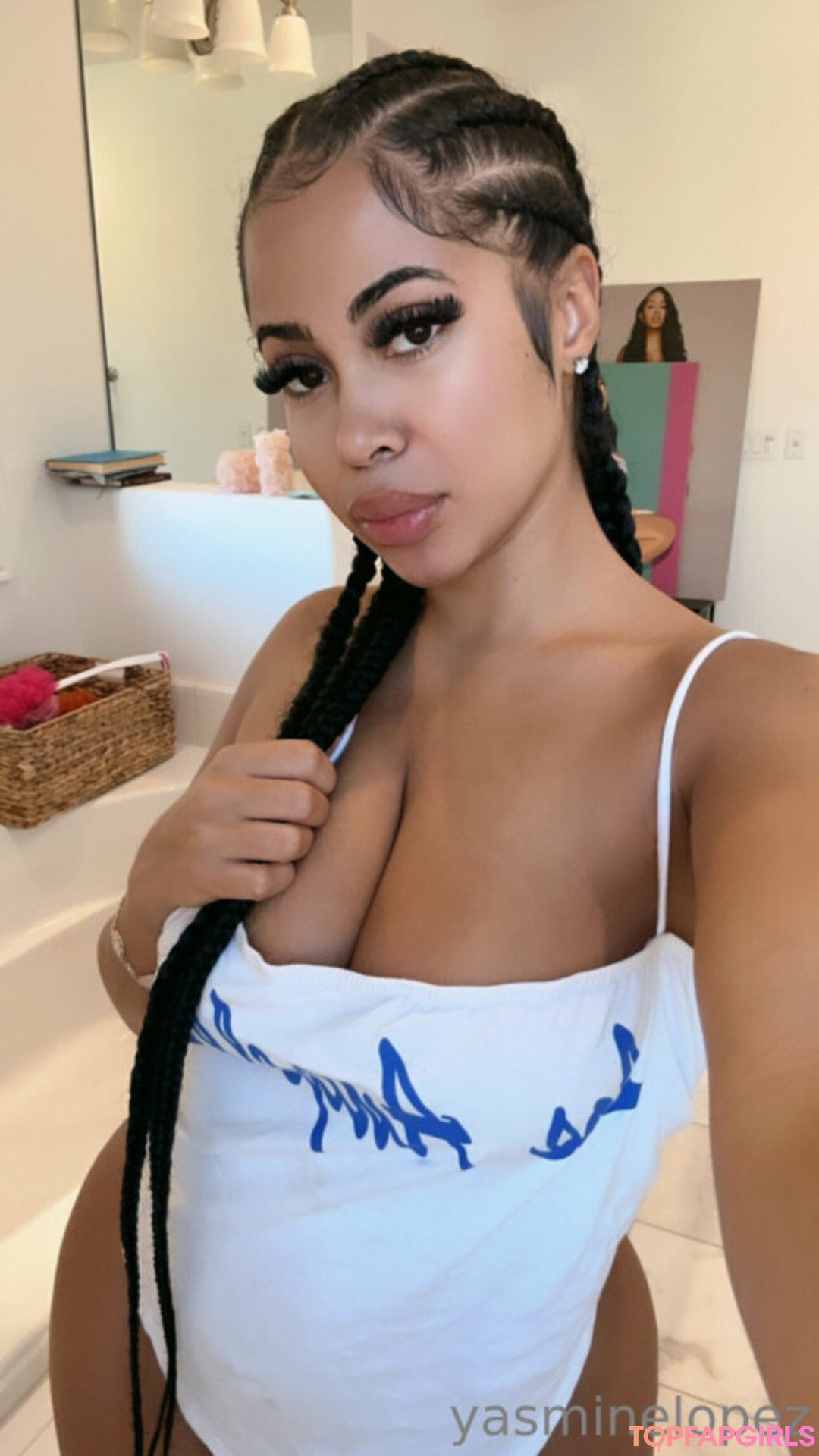 Nahá fotka uniklých OnlyFans od Yasmine Lopez #115