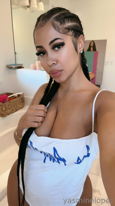 Yasmine Lopez
