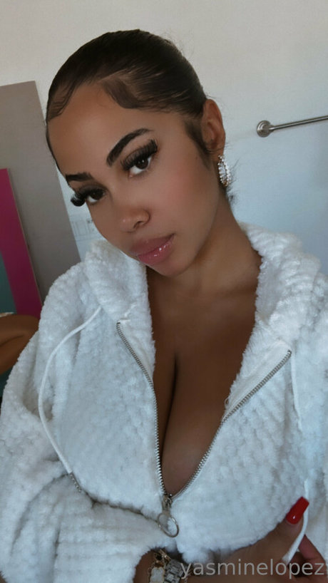 Yasmine Lopez