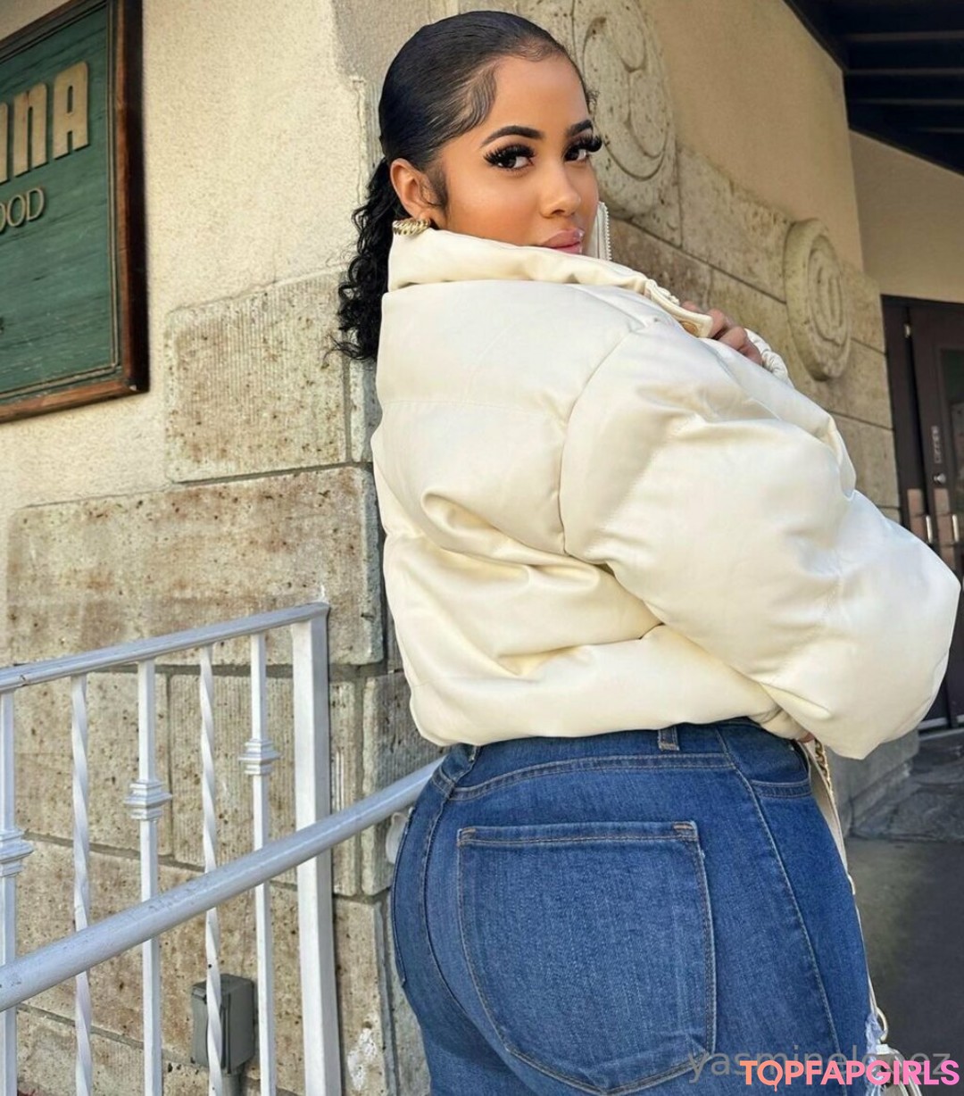 Nahá fotka uniklých OnlyFans od Yasmine Lopez #189