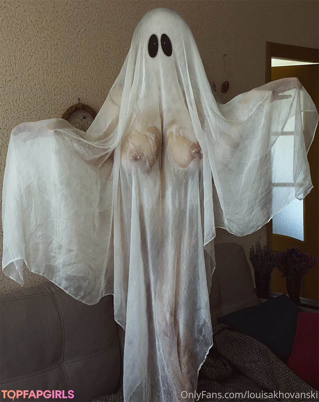 Nacktes geleaktes OnlyFans-Foto von Louisa Khovanski #764