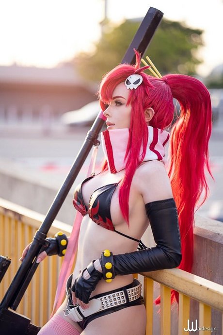 Jenna Lynn Meowri