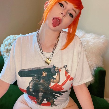 Jenna Lynn Meowri