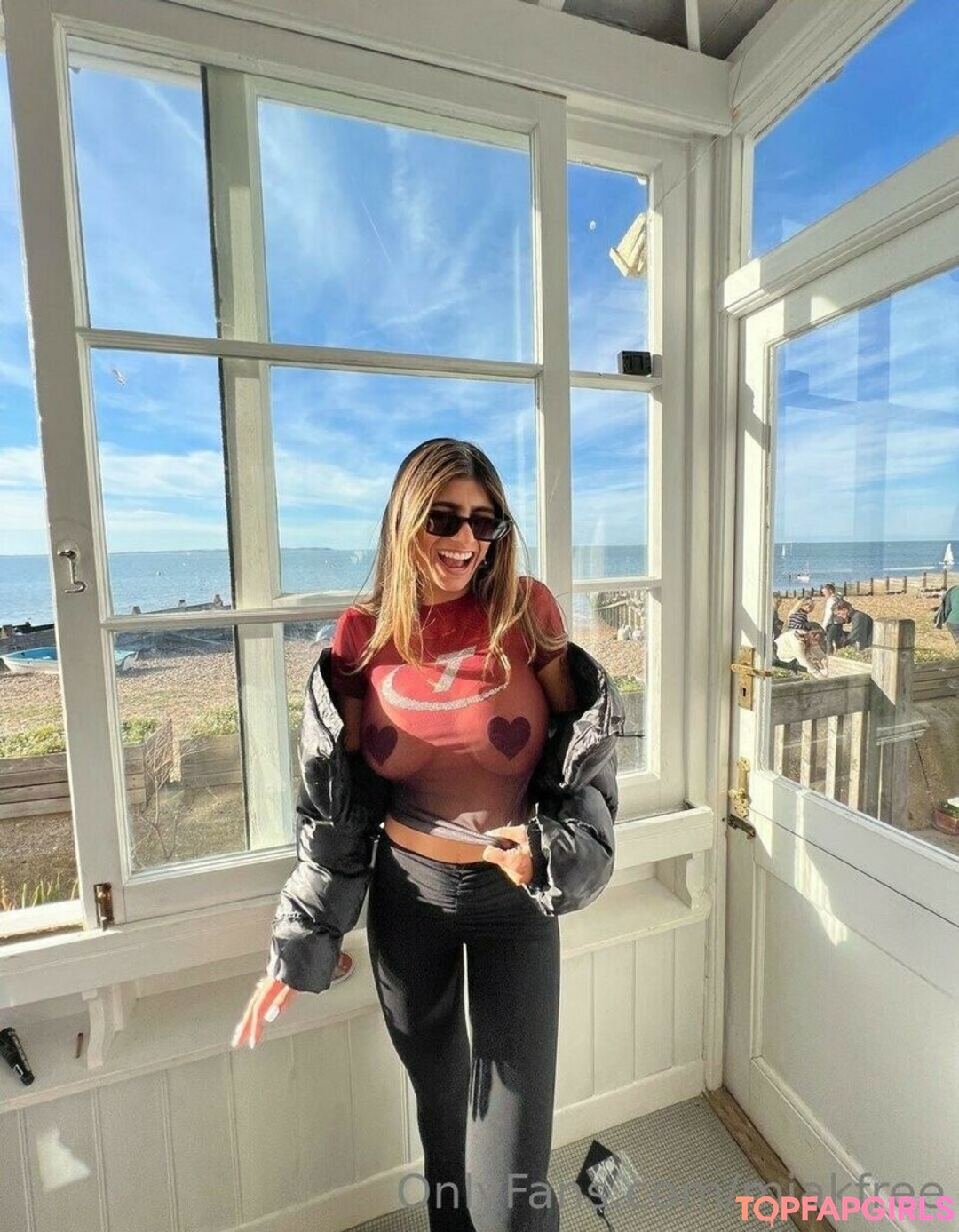 Nahá fotka uniklých OnlyFans od Mia Khalifa #1672