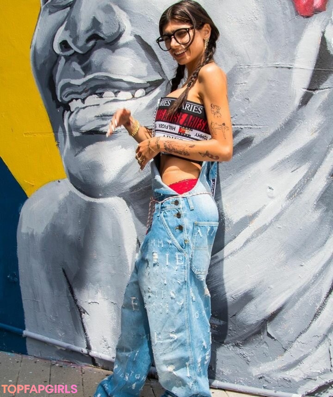 Nahá fotka uniklých OnlyFans od Mia Khalifa #2062