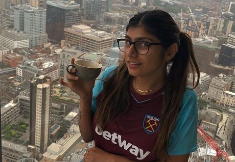 Mia Khalifa