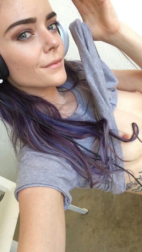 Ashe Maree