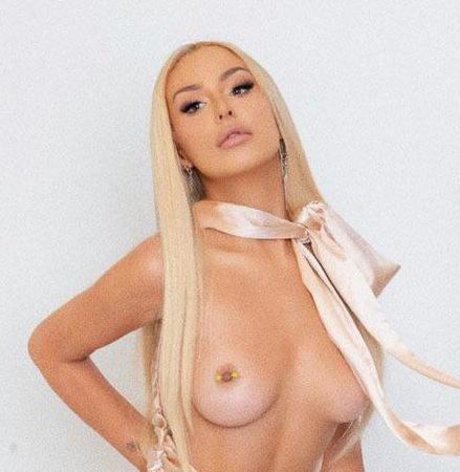 Tana Mongeau