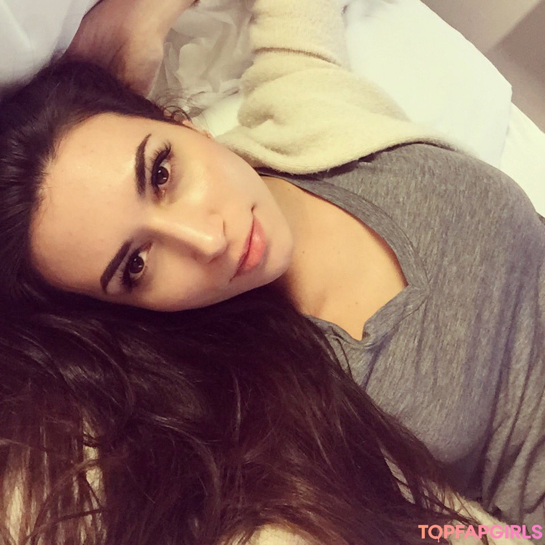 Nahá fotka uniklých OnlyFans od Alinity #901