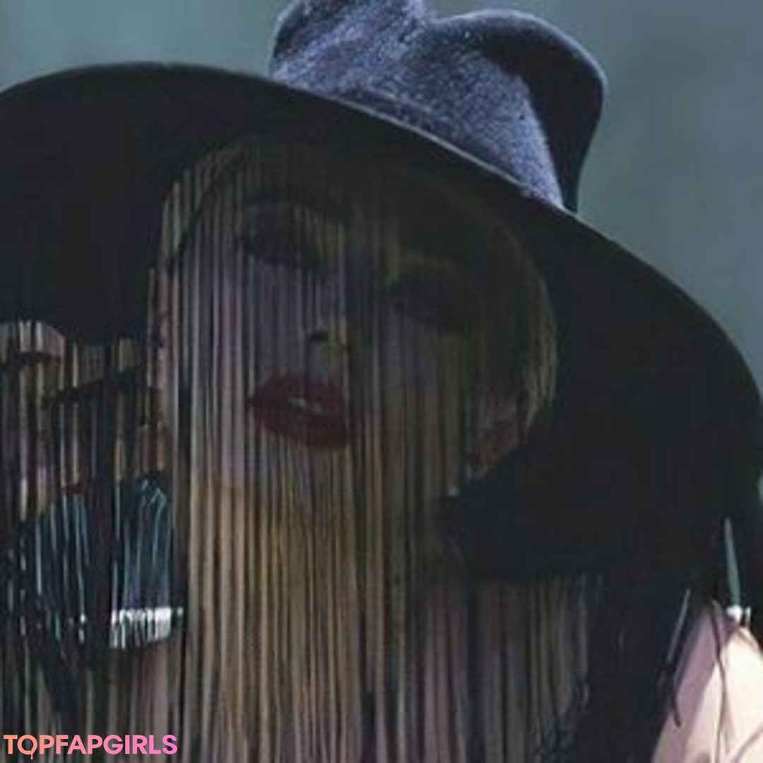 Nahá fotka uniklých OnlyFans od Caroline Vreeland #142