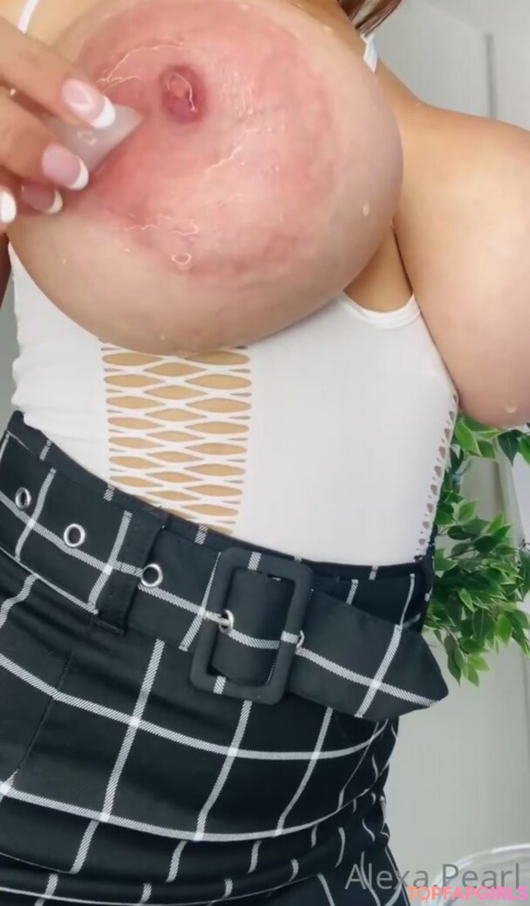 Naken lekkede OnlyFans-bilde av Alexa Pearl #5175