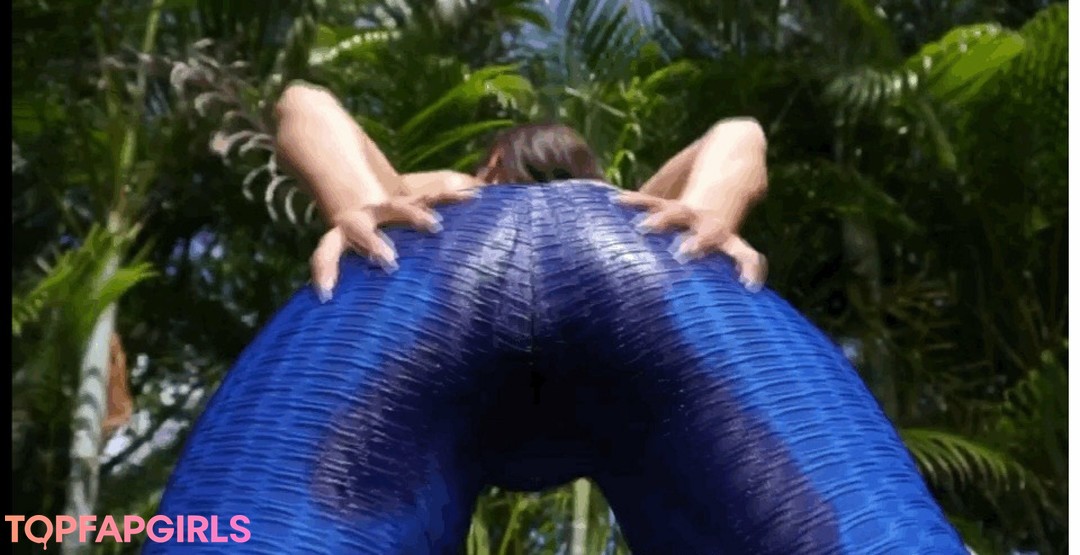 Naken lekkede OnlyFans-bilde av Kelsi Monroe #366