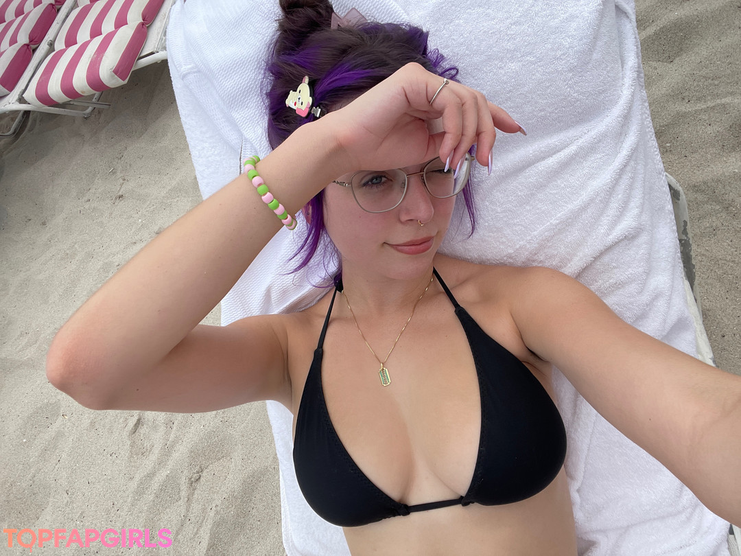 Nahá fotka uniklých OnlyFans od Rowsvee #1080