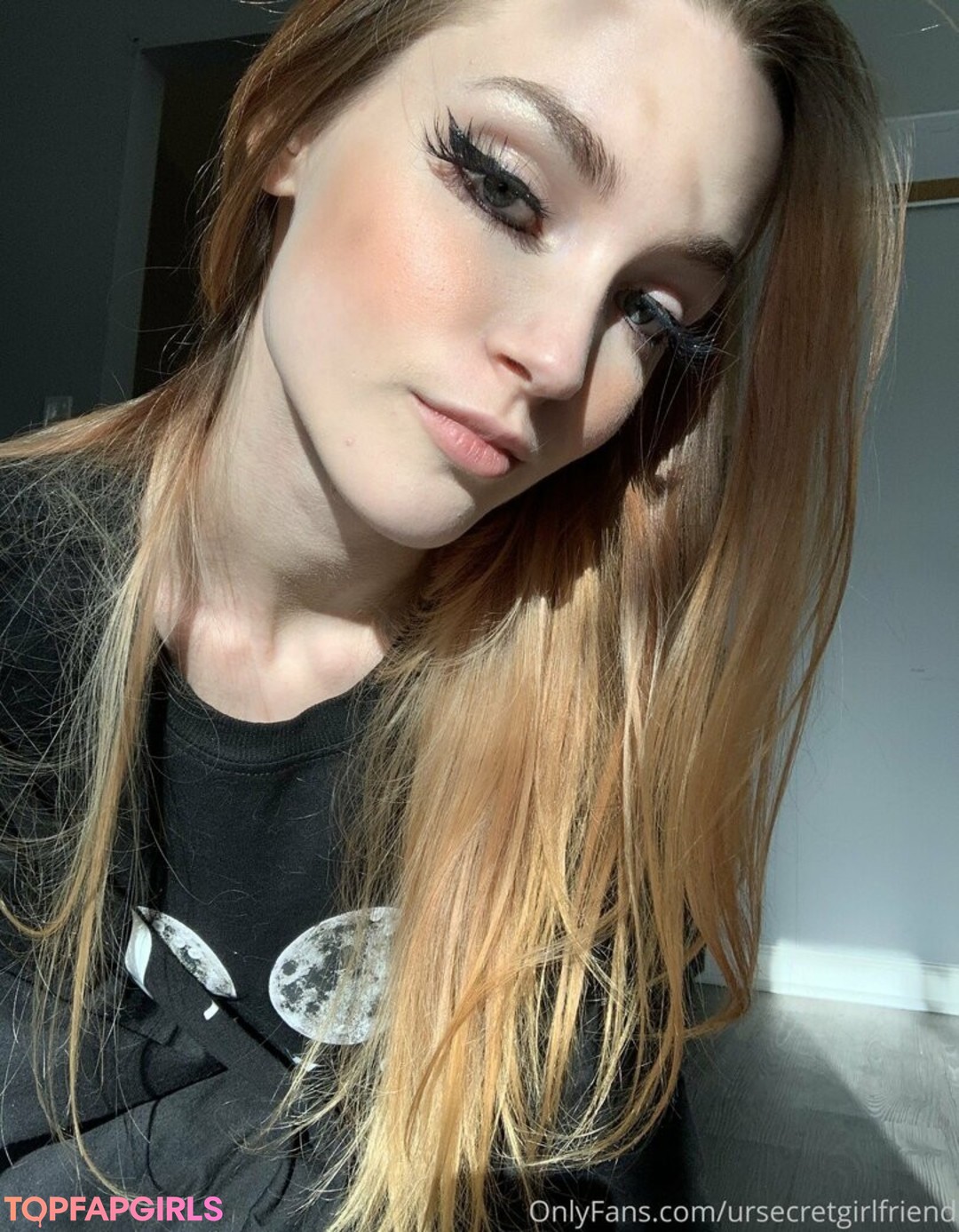 Naken lekkede OnlyFans-bilde av Pyra Fae #858