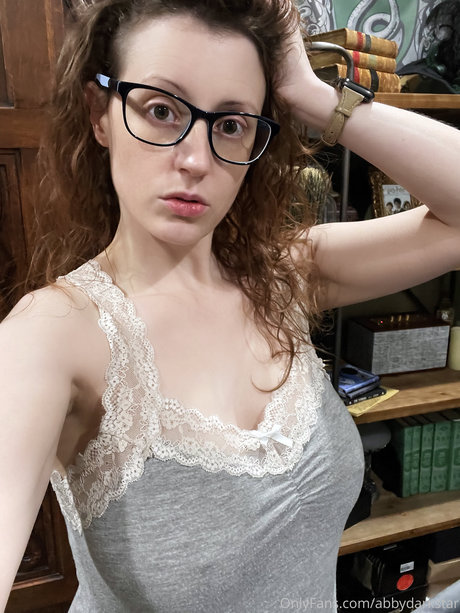 Abby Dark star