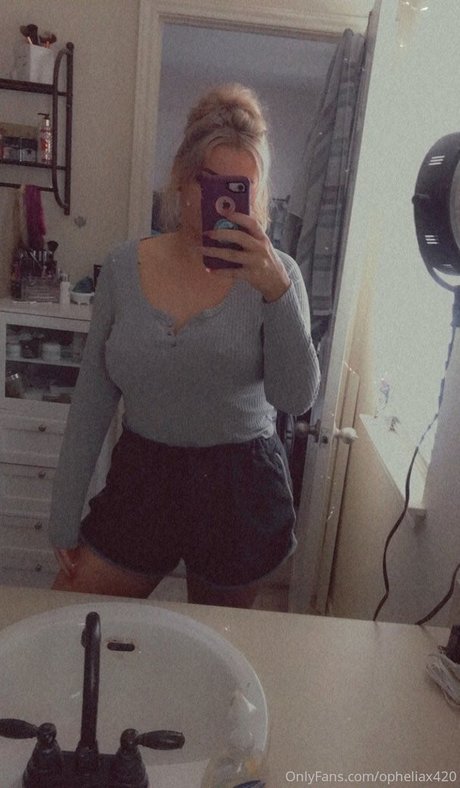 Ophelia O