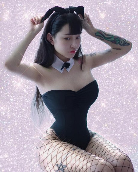 Hitomi Songyuxin
