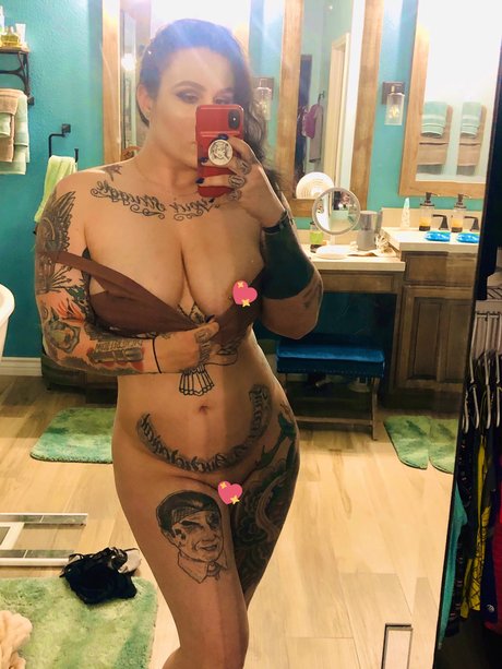 Erika Doom
