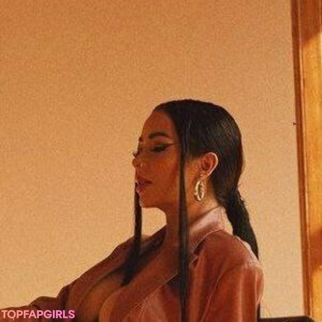 Nahá fotka uniklých OnlyFans od Caeli #17
