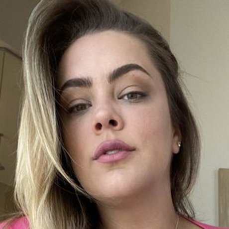 Nacktes geleaktes OnlyFans-Foto von Katie Cummings