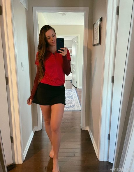 Nadia Foxx