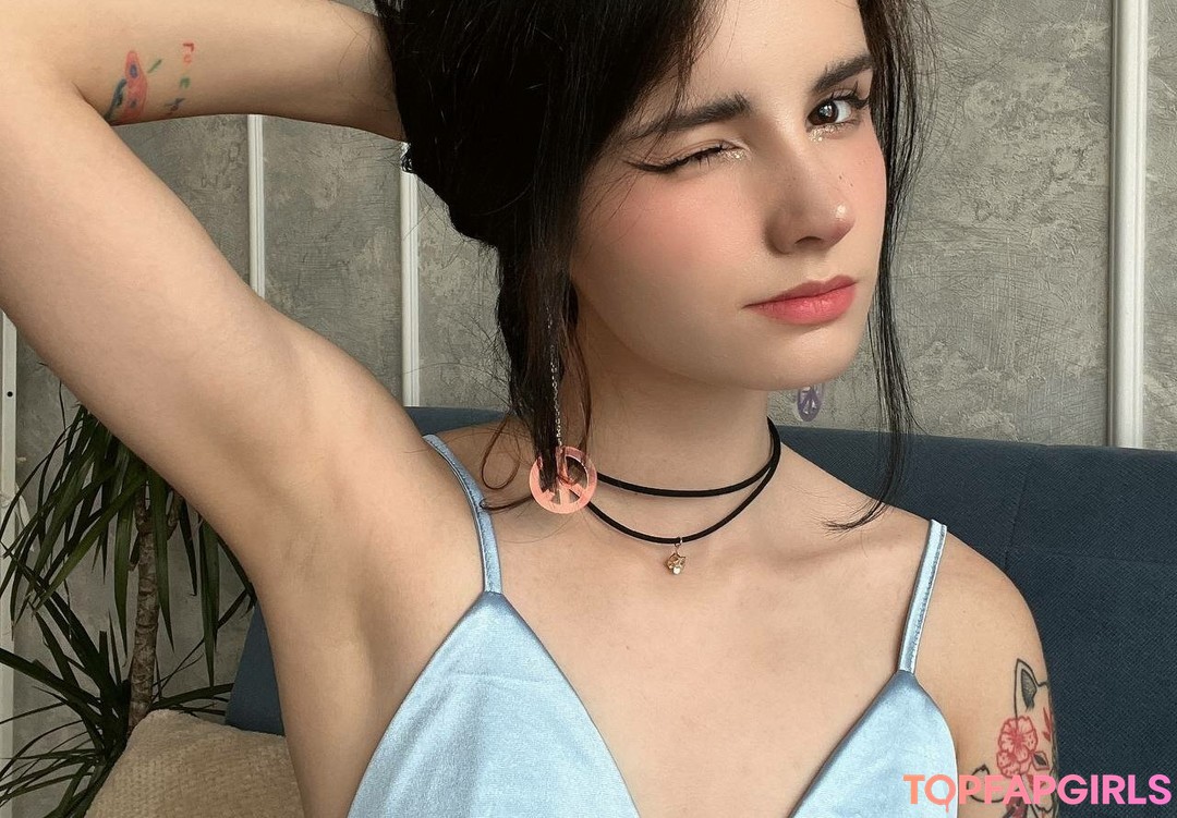 Nahá fotka uniklých OnlyFans od Loona #1042