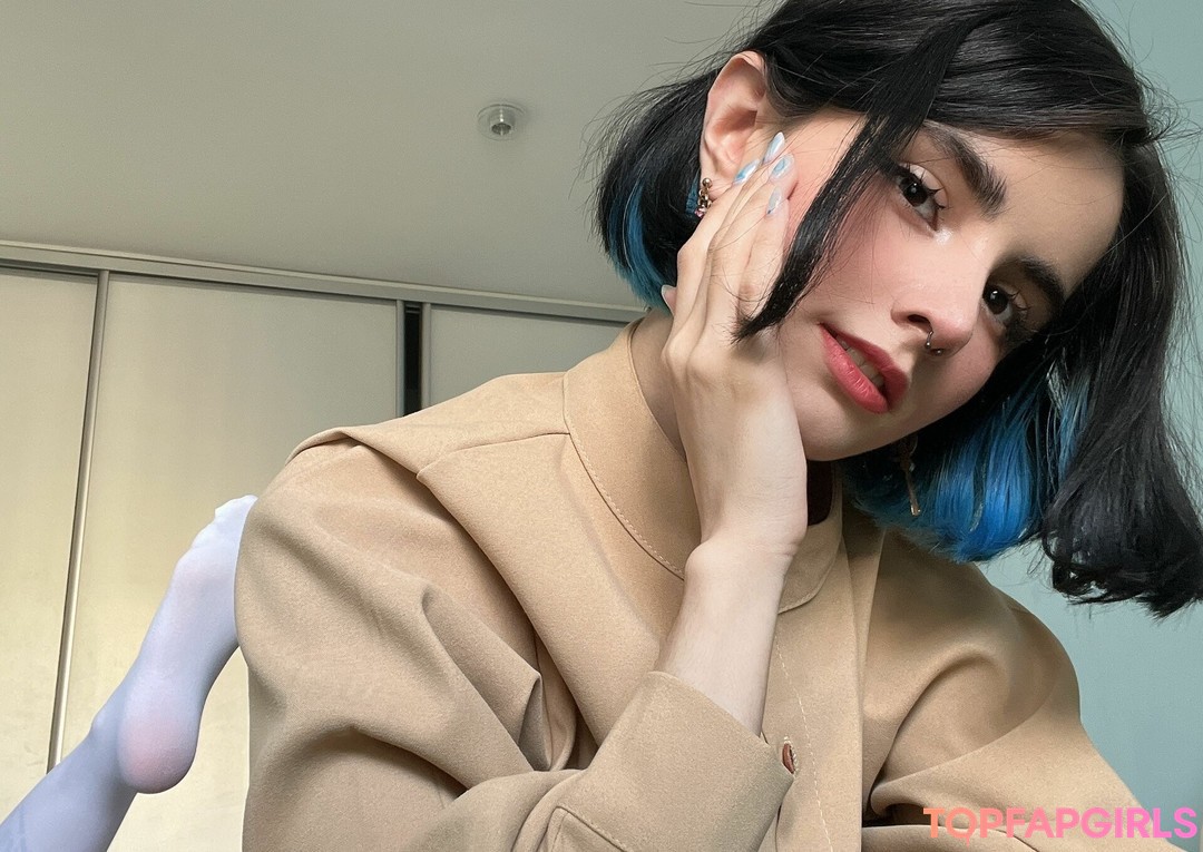 Nahá fotka uniklých OnlyFans od Loona #1186