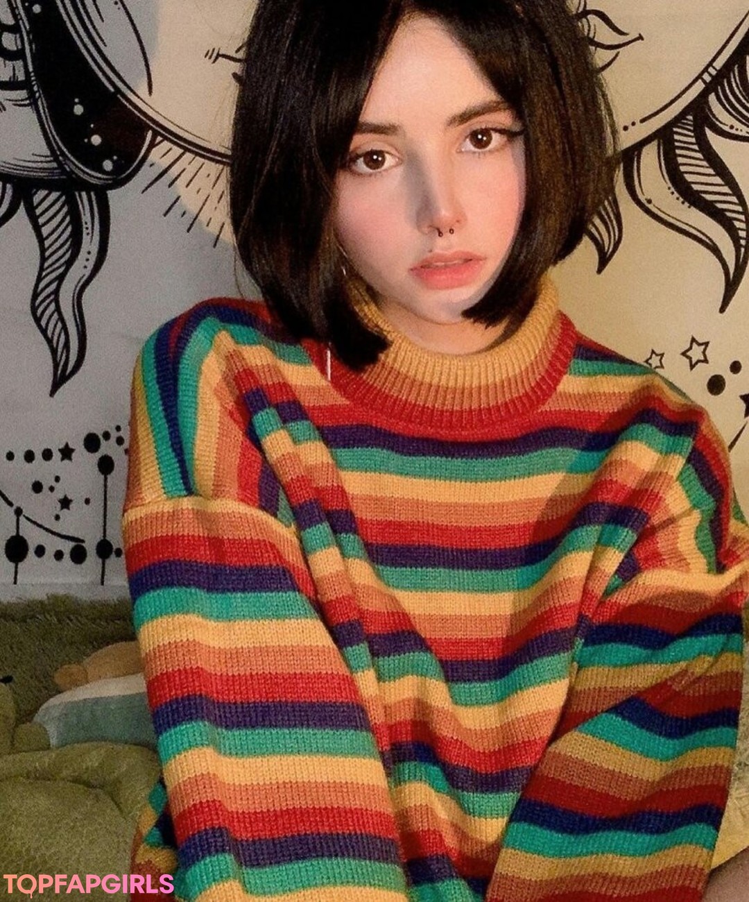 Naken lekkede OnlyFans-bilde av Loona #332