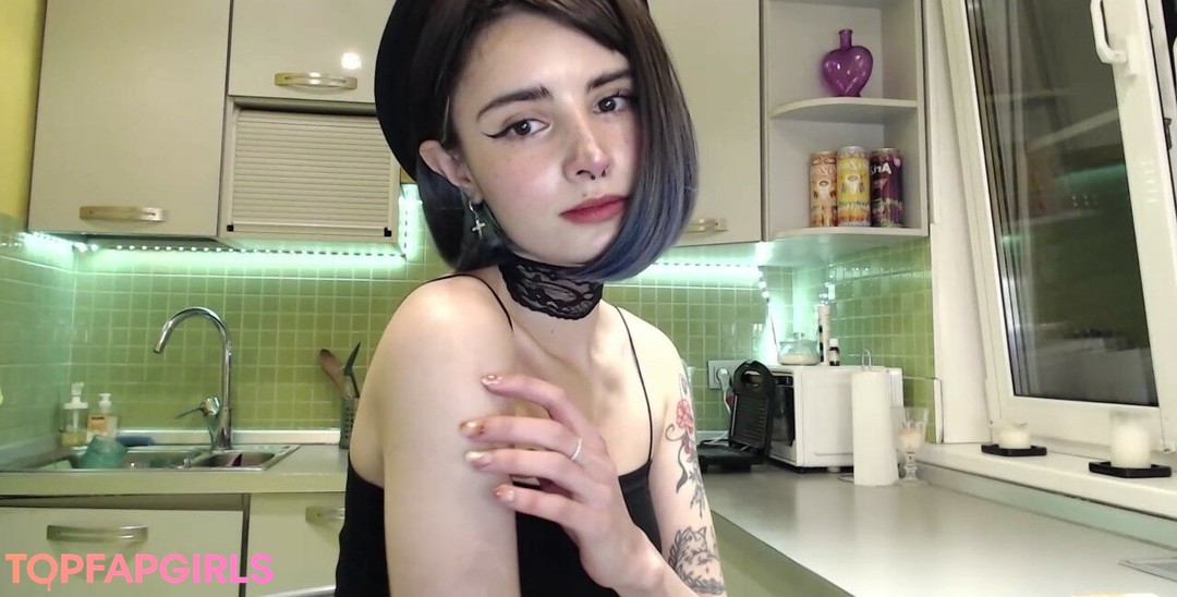 Naken lekkede OnlyFans-bilde av Loona #901