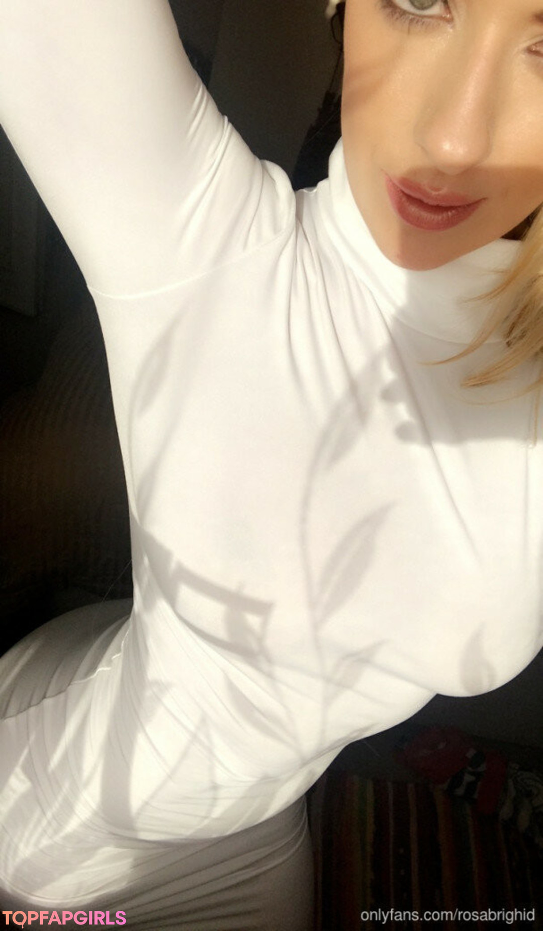 Nahá fotka uniklých OnlyFans od Rosa Brighid #228