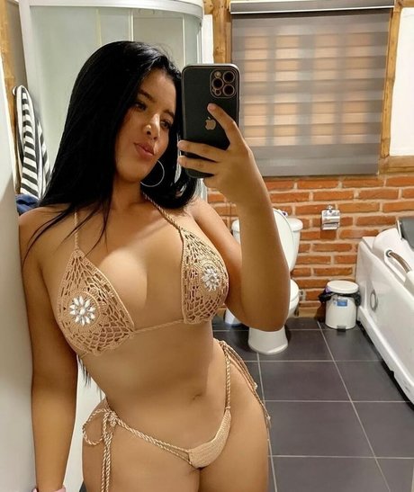 Naken lekkede OnlyFans-bilde av Alejandra Quiroz