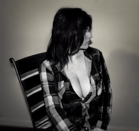 Naken lekkede OnlyFans-bilde av Xheatherbryantx