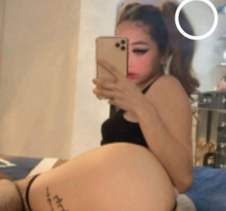 Nahá fotka uniklých OnlyFans od Yajana Cano