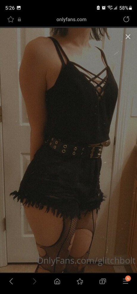 Foto desnuda filtrada de OnlyFans de Glitchbolt