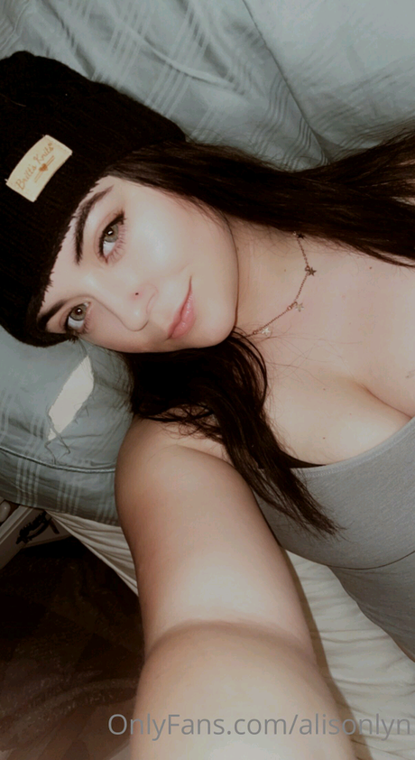 Nahá fotka uniklých OnlyFans od Alisonlyn