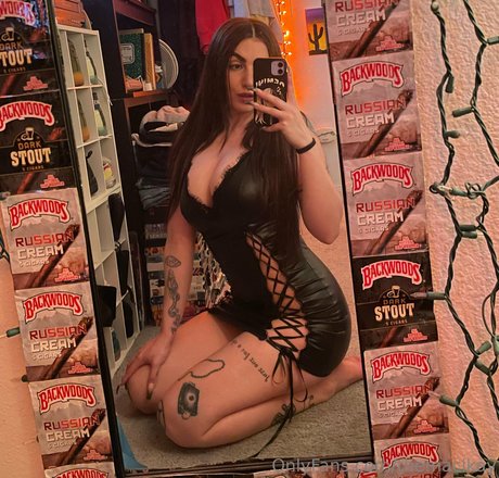 Nahá fotka uniklých OnlyFans od Maci Kay