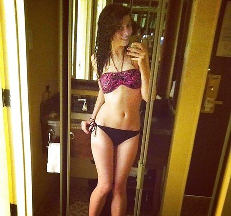 Nahá fotka uniklých OnlyFans od Ryuu Lavitz