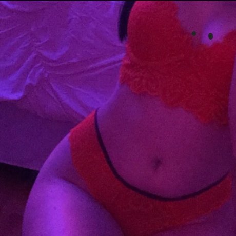 Alaston vuotanut OnlyFans-kuva Honeybabey